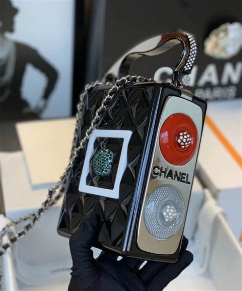 chanel traffic light bag